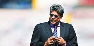 অধিনায়ক কপিল দেব