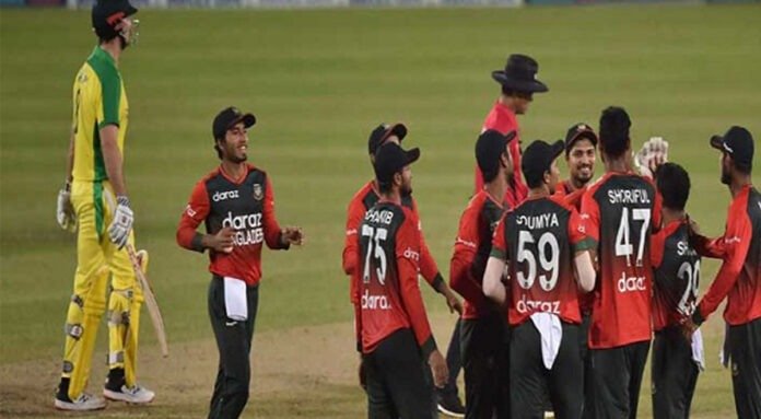 দুই লজ্জার রেকর্ড অস্ট্রেলিয়ার