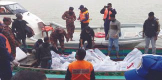 ঝালকাঠির সুগন্ধা নদীতে লঞ্চে আগুন, মৃতের সংখ্যা বেড়ে ৩৮