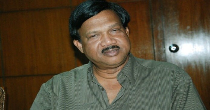 শিল্পকলা একাডেমির ডিজি লিয়াকত লাকীকে জিজ্ঞাসাবাদ