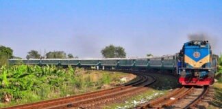 আজ থেকে সব আসনে যাত্রী নিয়ে চলবে ট্রেন