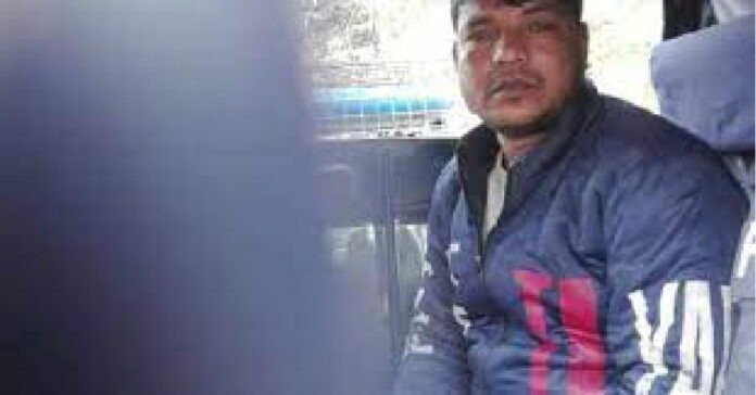 হিমেলকে চাপা দেওয়া ট্রাকচালক আটক হিমেলকে চাপা দেওয়া ট্রাকচালক আটক