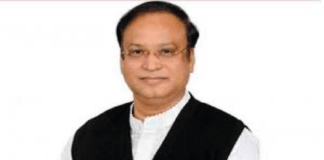 দেশে ফিরেছেন হাজী সেলিম