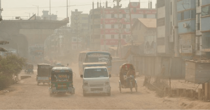 বায়ুদূষণে শীর্ষে ঢাকা