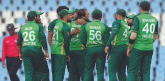 বাংলাদেশকে হারিয়ে পাকিস্তান সেমিফাইনালে