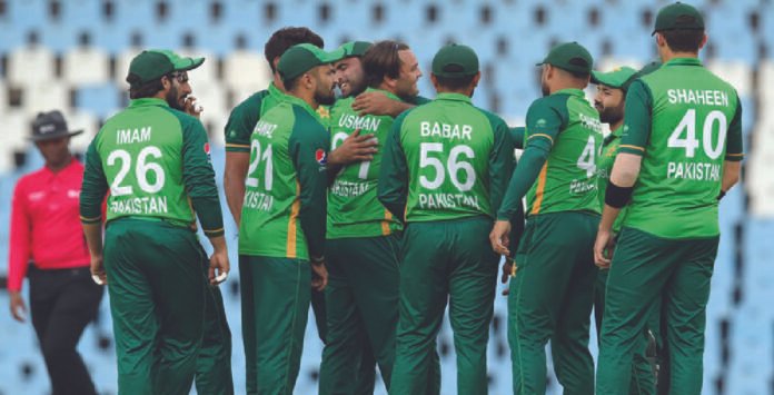বাংলাদেশকে হারিয়ে পাকিস্তান সেমিফাইনালে