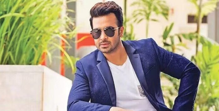 এসএমসিকে লিগ্যাল নোটিশ শাকিবের