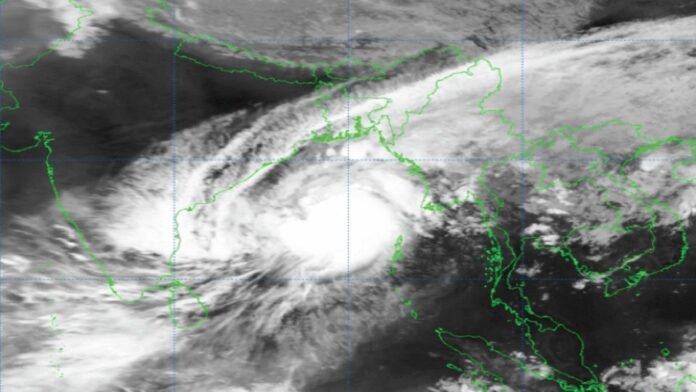 মোখায় প্রাণ হারিয়েছেন ১৪৫ জন মোখায় প্রাণ হারিয়েছেন ১৪৫ জন