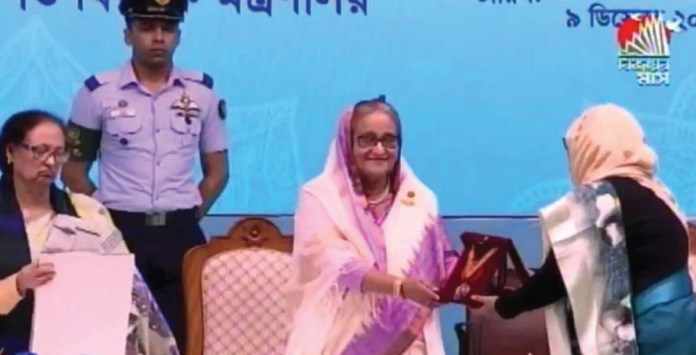 বেগম রোকেয়া পদক-২০২৩ পেলেন পাঁচজন বিশিষ্ট নারী বেগম রোকেয়া