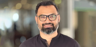 পাকিস্তানের বিপক্ষে